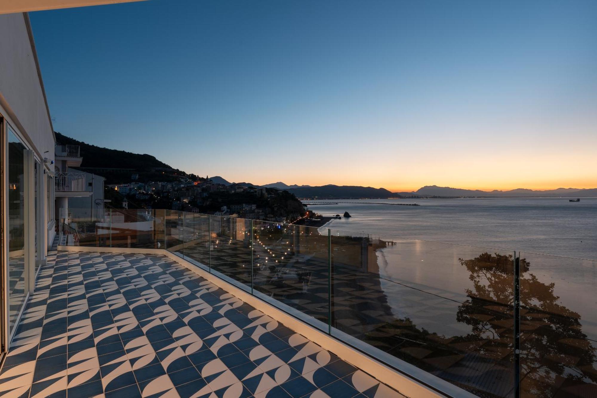 Laguna Blu - Resort Villa Overlooking The Sea On The Amalfi Coast Vietri 외부 사진